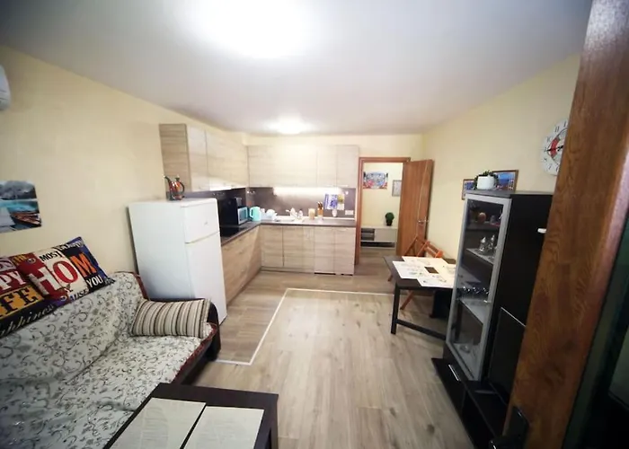 Апартамент 2 Поморие